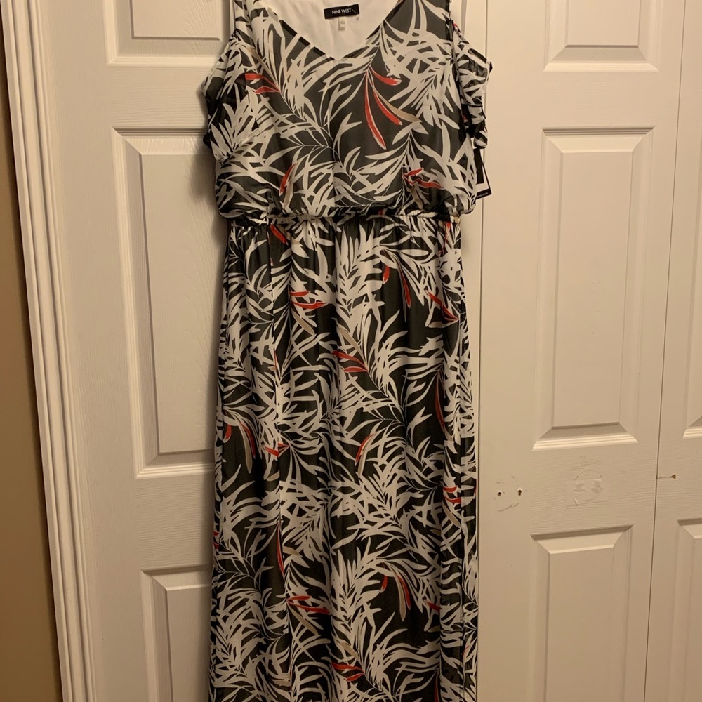 NWT Nine West Dress  Size 14 Black, White and Red. Perfect for any Occasion!